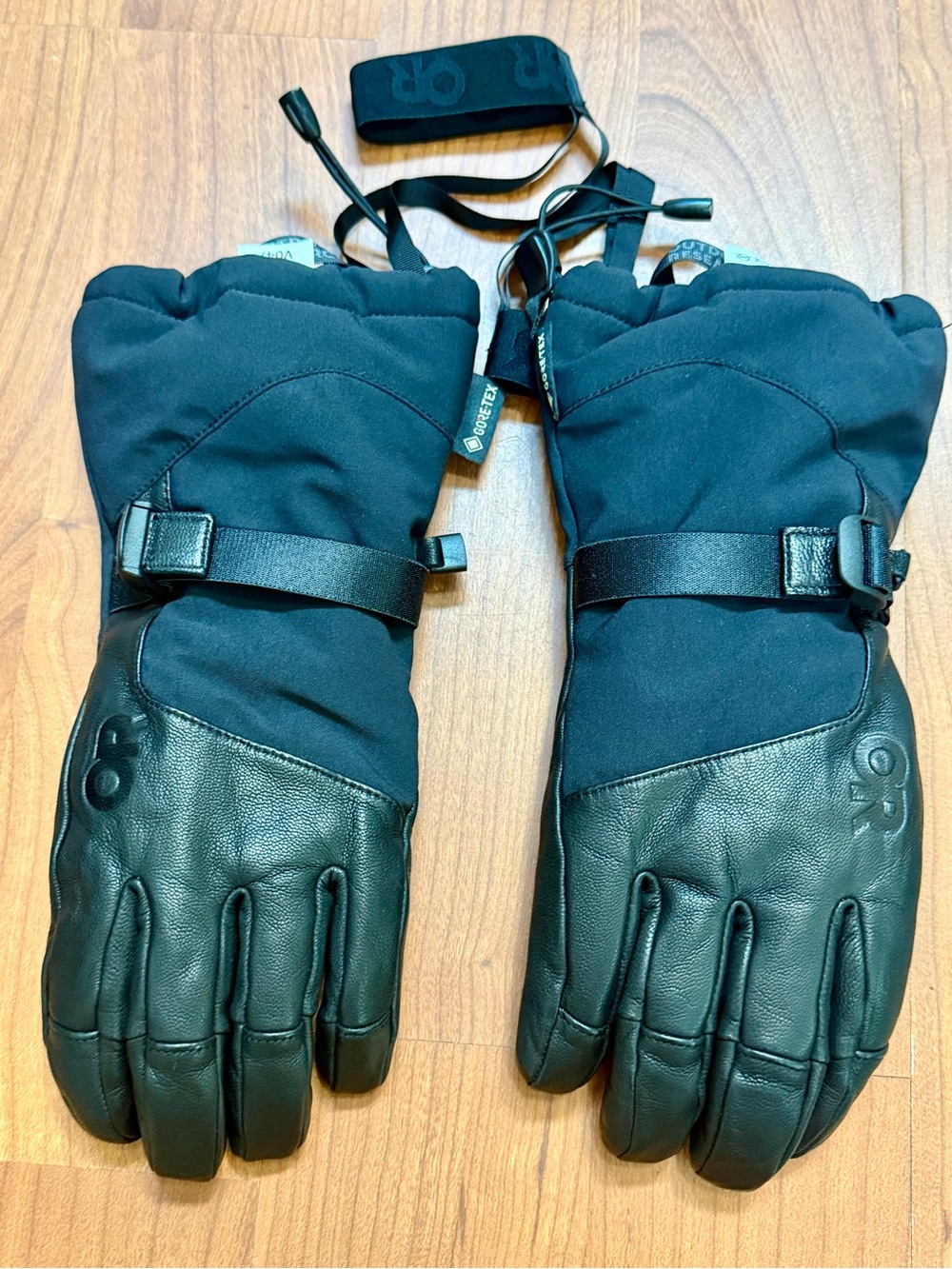 Outdoor Research Black womens Leather & Fabric Winter Gloves